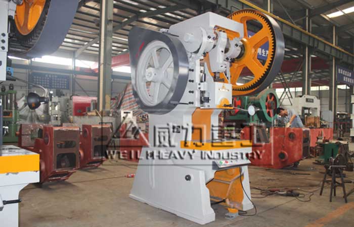 100噸開(kāi)式可傾沖床JC23-100T