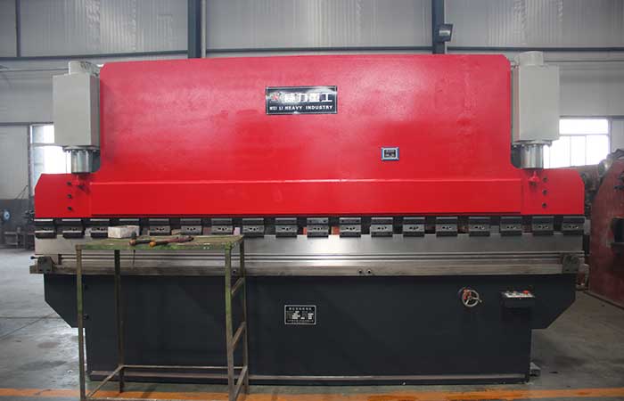 WC67Y-35T/2000液壓數(shù)控折彎機,35噸2米液壓折彎機